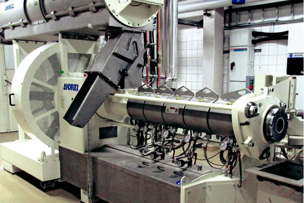 In the Belly of the Beast: Learning What Really Goes into Commercial Pet Food